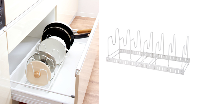 キッチン下の引出し収納に「ファビエ 伸縮式フライパン＆鍋ブタスタンド」